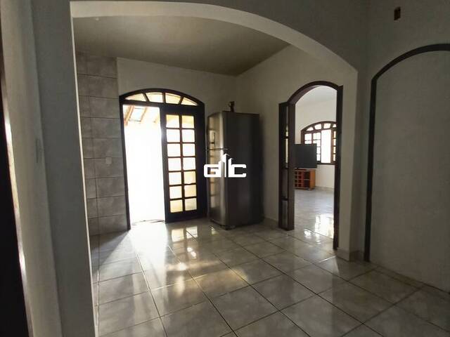 Casa para Venda em São José dos Campos - 5