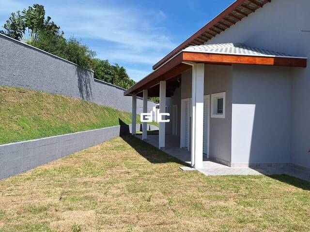 Casa para Venda em São José dos Campos - 4