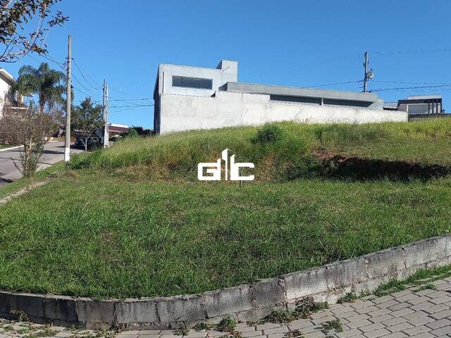 Venda em Condomínio Residencial Mantiqueira - São José dos Campos
